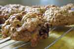 Oatmeal raisin cookies (courtesy of Pixabay.com)