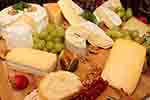 Cheese platter (courtesy of Pixabay.com)