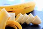 Sliced bananas plus peels